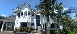 6bdrm Mansion in Toms Court, Thika CBD for rent