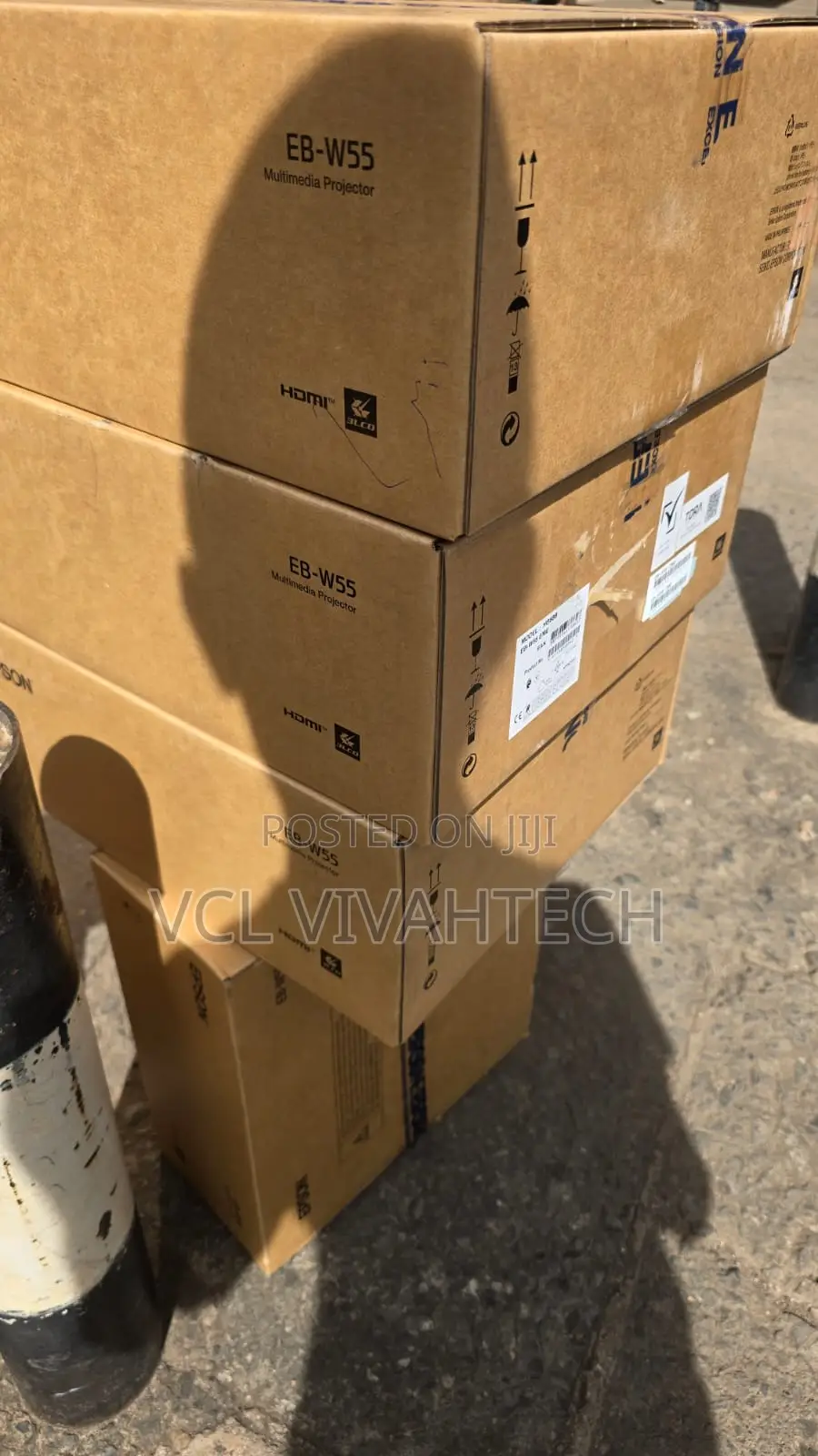 Epson W55 Projector | 4000