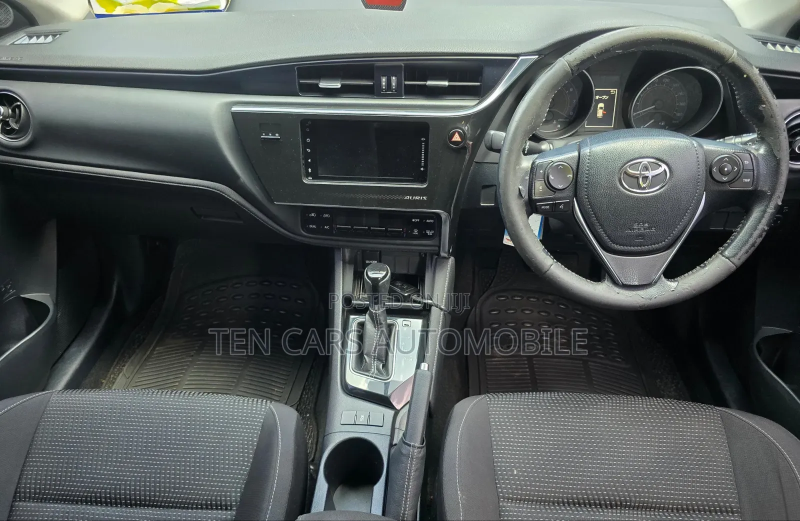 Toyota Auris 2017 Blue