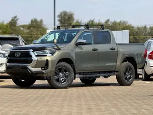 Toyota Hilux Revo Double Cab Deisel 2.4 AWD 2020 Green