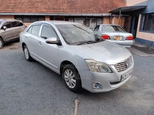 Toyota Premio 2013 Silver