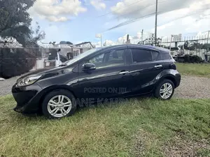 Toyota Aqua 2018 Black