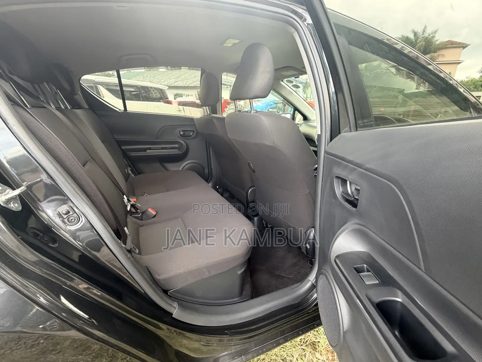 Toyota Aqua 2018 Black