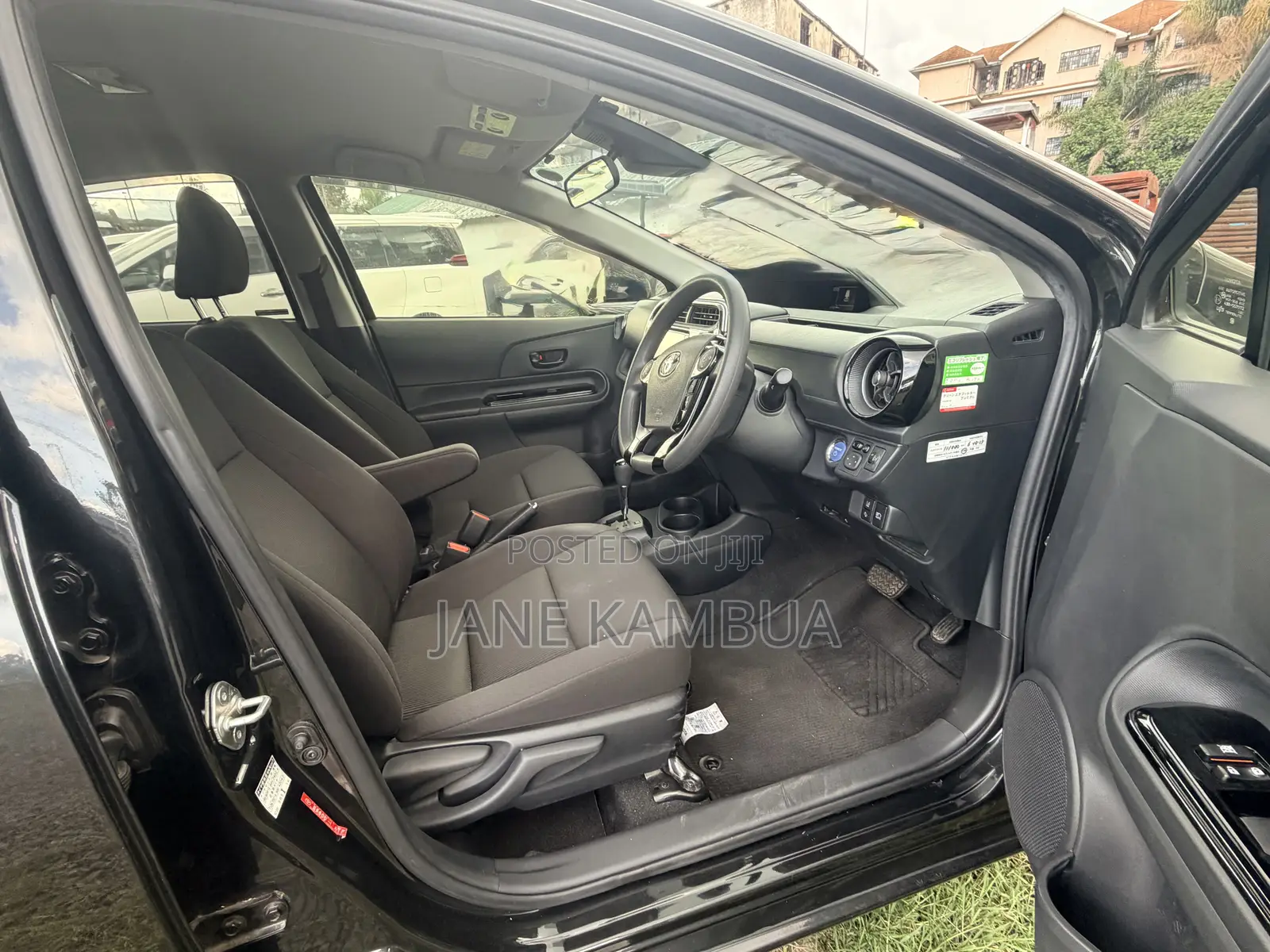 Toyota Aqua 2018 Black