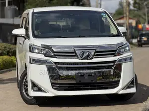 Toyota Alphard 2.5 Petrol AWD 2019 White
