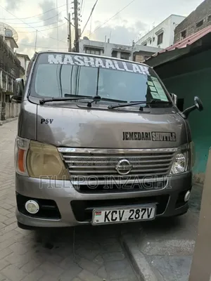 Nissan Caravan (Urvan) 2009