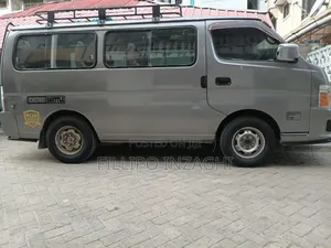 Nissan Caravan (Urvan) 2009