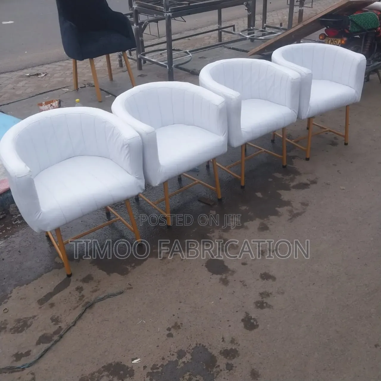 Styling White Seats