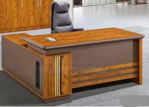 1.6m Modern Executive Desk - 2026