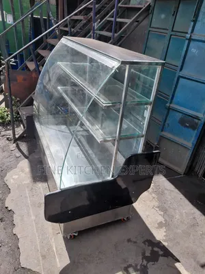 A Curved Cake Display.