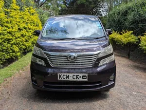 Toyota Vellfire 2010