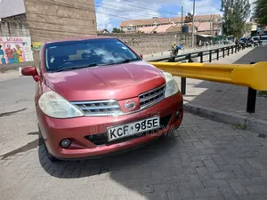 Nissan Tiida 1.6 2008 Red