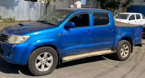 Toyota Hilux 2013 Blue (Kcu)