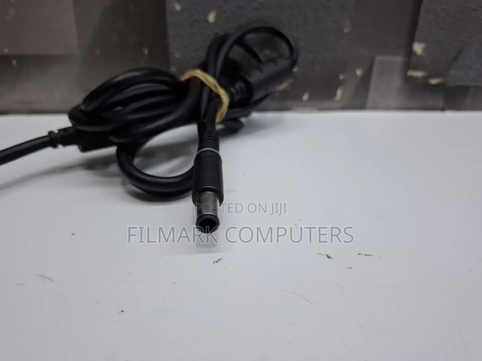 Ex Uk Dell Adapter 240 Watts Original for Alienware Area-51 M17x