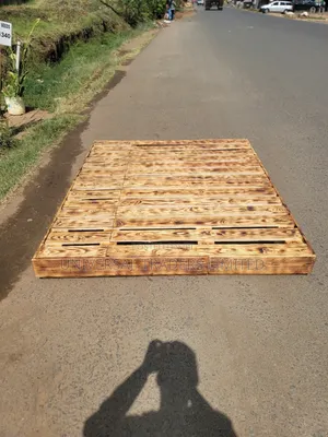 5 by 6bed Made From Heavy Duty Pallets