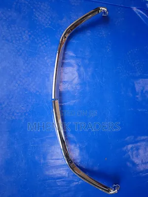 Mazda Axella 2018 Grille Chrome