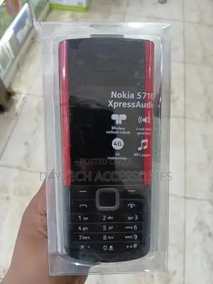 New Nokia 5710 XpressAudio White