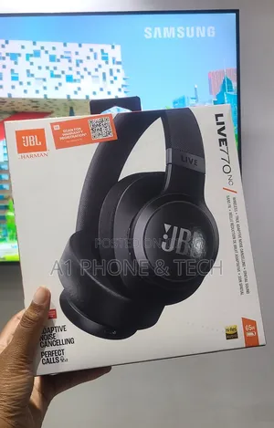 JBL Live770