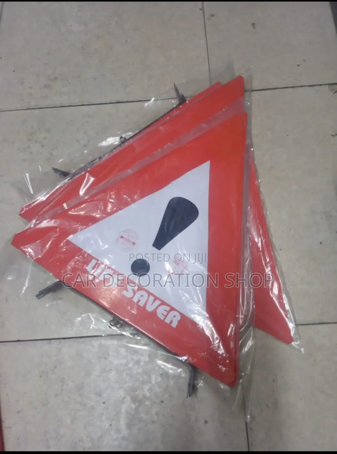 2pcs Metallic Caution Life Savers Warning Sign