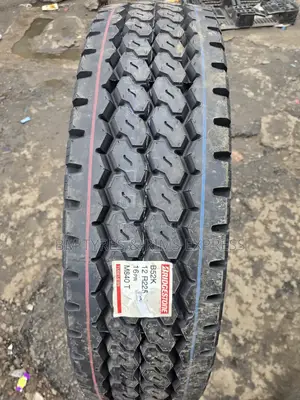 12 R22.5 Bridgestone Tyres (Japan)