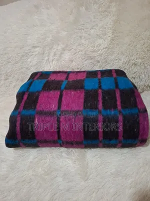 Thick Warm Student Blanket Size 137cm by 200cm