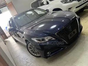 Toyota Crown 2019 Blue