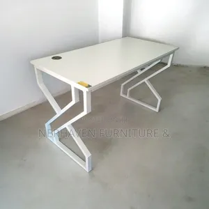 Metallic Study Desk for Comfortable Study Setup