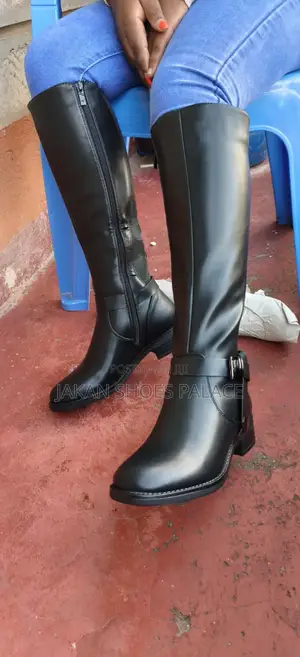 Ladies Kneelengthboots
