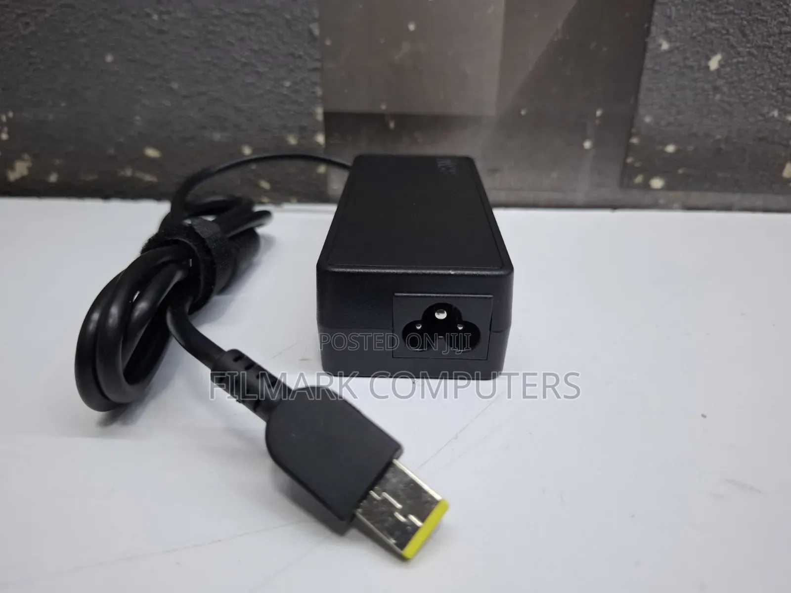 Lenovo 20v 3.25a 65w Usb Pin Original Ac Adapter
