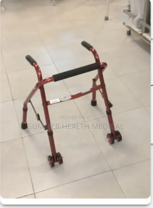 Pediatric Walking Frame With Wheels