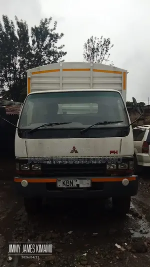 Mitsubishi Fh Truck 215 2010 White on Sale