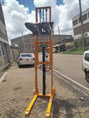 Warehouse Folk Lift/Manual Stacker 1.5ton/3m