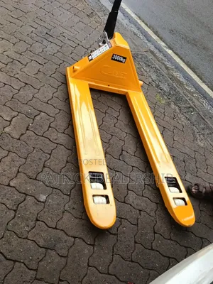 Narrow Base Pallet Trolley