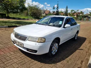 Nissan Sunny 2004 Off white