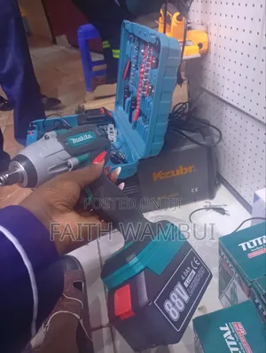 Original Makita Impact Wrench Machine