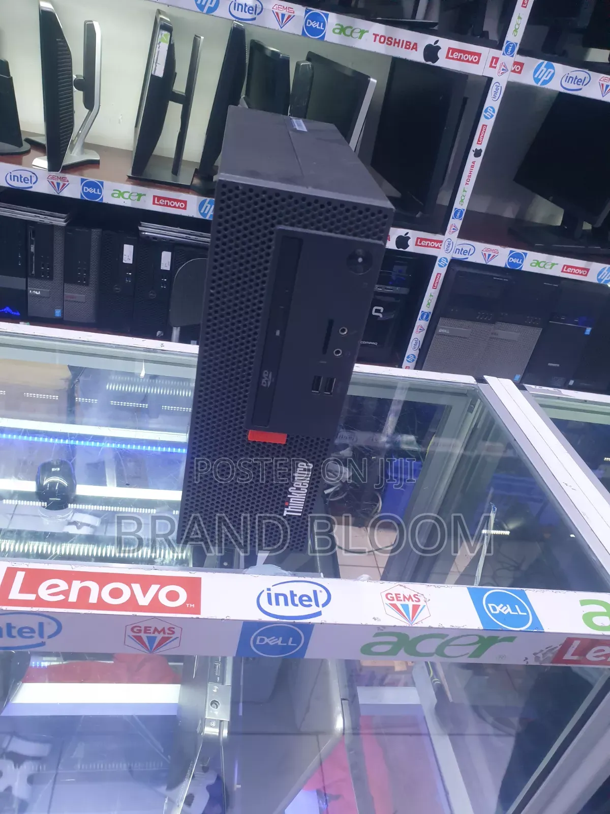Desktop Computer Lenovo 4GB Intel Core i5 HDD 500GB