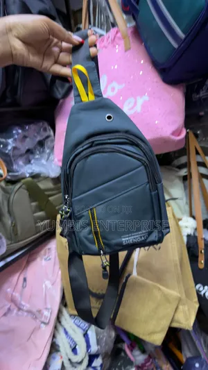 Chest Bag at 600 > in Stock