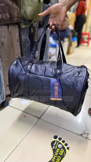 Black Medium Travel Bags Sleek Leather Material