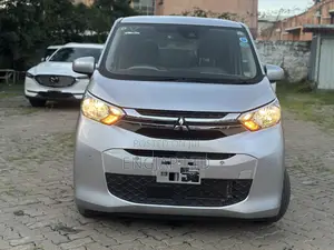 Mitsubishi EK Wagon 660 FWD 2020 Silver