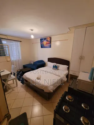 Airbnb Furnished Studio in Southb