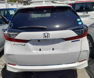 Honda Fit Shuttle 1.5 Hybrid 2WD 2020 White