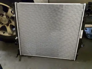 Prado 120 Radiator