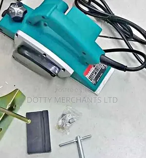 Makita Planer
