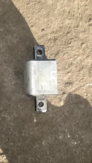 Mercedes Benz E280 Gearbox Mountain