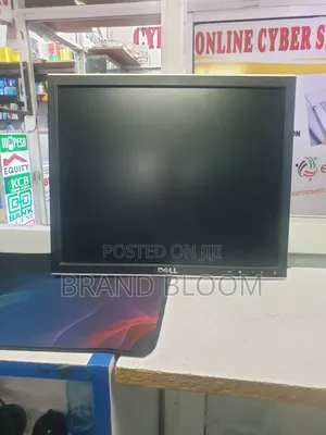 Dell 17 Inches Squared