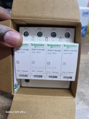 Surge Protector 4 Pole Schneider