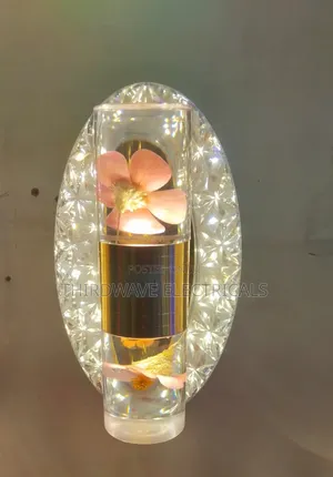 Unique Modern Crystal and Gold Wall Sconce Light Hs8