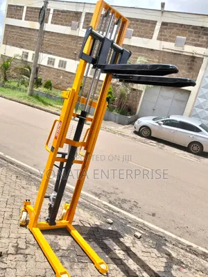 Premium Quality Aico Japan Pallet Stucker (Hydraulic) 3m High 1.5t