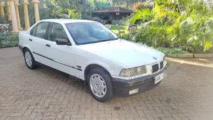BMW 318i 1998 White