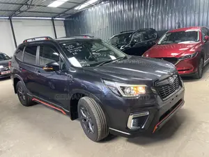 Subaru Forester 2019 Gray